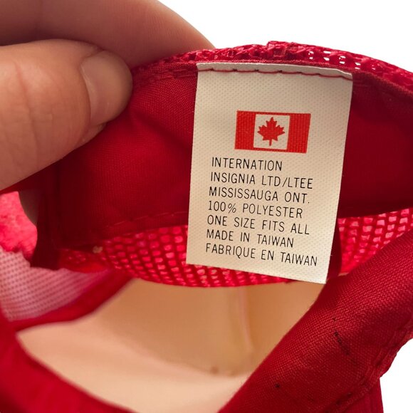 Vintage 80s 1000 Islands Foam Mesh Snap Back Trucker Hat Cap Red Rainbow Stripe - Picture 5 of 5